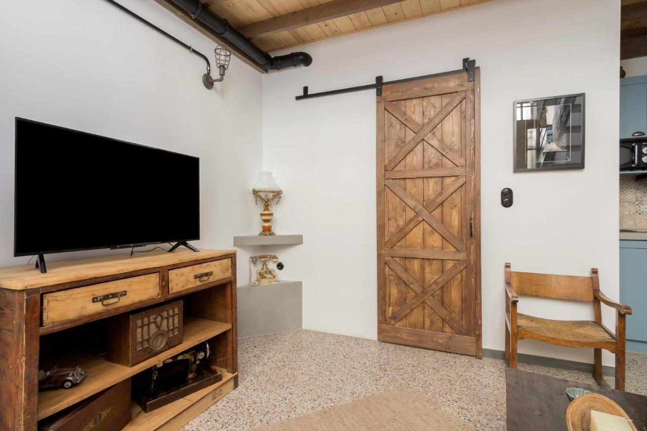 Vintage Loft B In Monastiraki Apartment Athens Exterior photo